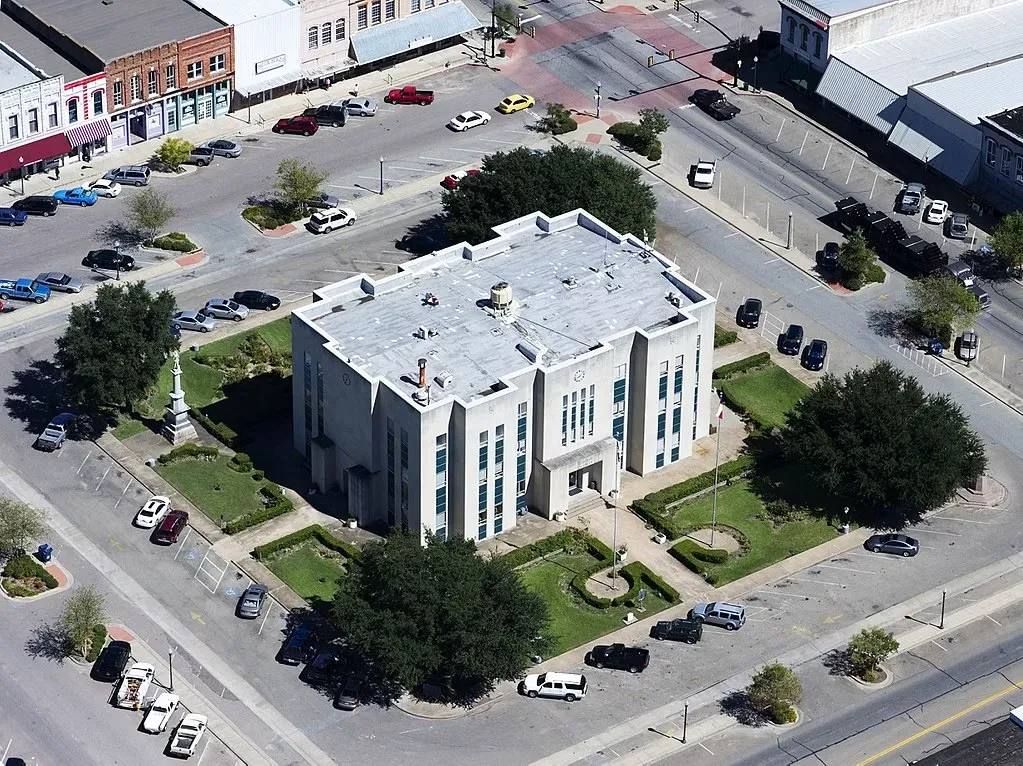 Residential exterior cleaning service in Bonham Texas
