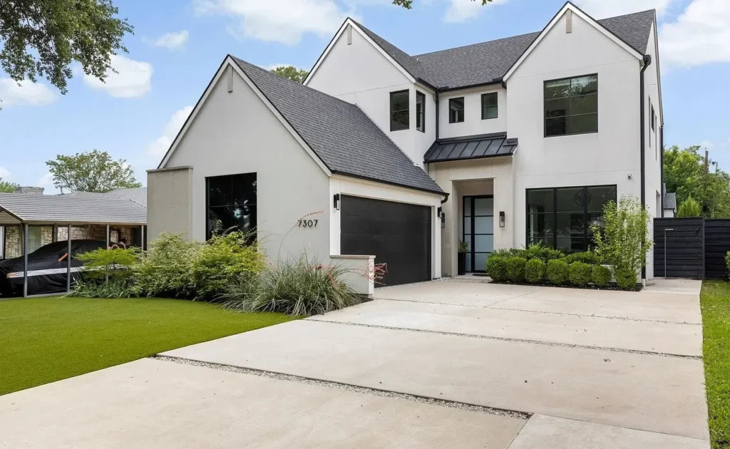 Professional concrete cleaning services in Texoma